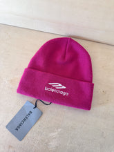 Carica l'immagine nel visualizzatore di Gallery, Balenciaga Cappellino Invernale Logo
