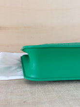 Carica l'immagine nel visualizzatore di Gallery, Gucci Tote Bag In Gomma Verde
