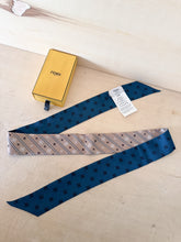 Carica l'immagine nel visualizzatore di Gallery, Fendi Twilly Limited Karligraphy
