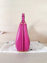 Carica l&#39;immagine nel visualizzatore di Gallery, Fendi Borsa Fendigraphy Small Color Magenta
