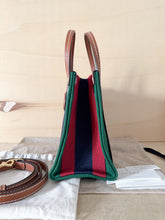 Carica l'immagine nel visualizzatore di Gallery, Gucci Tote Bag Fascia Web Small
