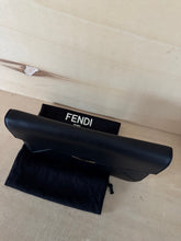 Carica l'immagine nel visualizzatore di Gallery, Fendi Pochette 2Jours Nera
