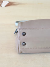Carica l&#39;immagine nel visualizzatore di Gallery, Fendi Peekaboo Selleria Limited Edition Bicolor Small
