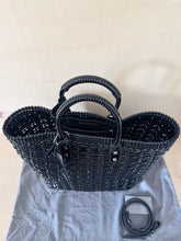 Carica l'immagine nel visualizzatore di Gallery, Balenciaga Basket Bistro Borsa Classica Nera
