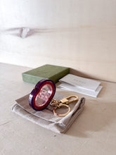 Carica l&#39;immagine nel visualizzatore di Gallery, Gucci Portachiavi Logo GG
