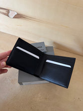 Carica l'immagine nel visualizzatore di Gallery, Balenciaga Portafoglio Uomo Limited Logo BB
