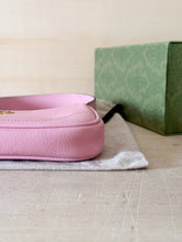 Carica l'immagine nel visualizzatore di Gallery, Gucci Borsa Mini Aphrodite Rosa Cipria
