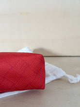 Carica l'immagine nel visualizzatore di Gallery, Bottega Veneta Beauty Intreccio Arancio
