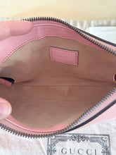 Carica l'immagine nel visualizzatore di Gallery, Gucci Borsa Mini Aphrodite Rosa Cipria
