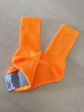 Carica l&#39;immagine nel visualizzatore di Gallery, Balenciaga Calze Logo Alto Arancio

