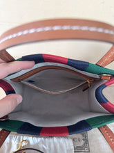 Carica l'immagine nel visualizzatore di Gallery, Gucci Tote Bag Fascia Web Small
