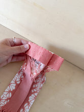 Carica l'immagine nel visualizzatore di Gallery, Gucci Calzini Motivo Diamond Rosa

