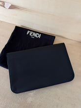 Carica l'immagine nel visualizzatore di Gallery, Fendi Pochette 2Jours Nera
