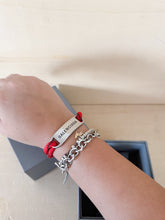 Carica l&#39;immagine nel visualizzatore di Gallery, Balenciaga Bracciale Plate Rosso
