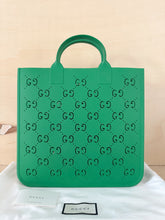 Carica l'immagine nel visualizzatore di Gallery, Gucci Tote Bag In Gomma Verde
