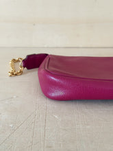 Carica l'immagine nel visualizzatore di Gallery, Fendi Pochette Ciclamino
