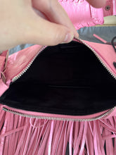 Carica l&#39;immagine nel visualizzatore di Gallery, Balenciaga Borsa Le Cagole XS Con Frange
