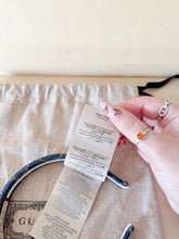 Carica l&#39;immagine nel visualizzatore di Gallery, Gucci Cerchietto GG Denim
