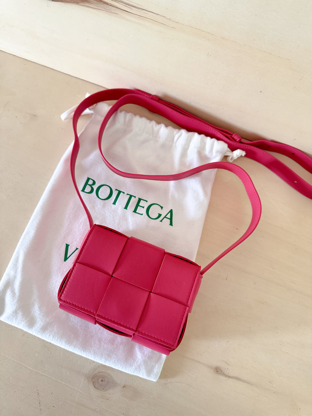 Bottega Veneta Candy Cassette color fragola