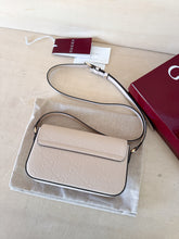 Carica l'immagine nel visualizzatore di Gallery, Gucci Borsa Mini GG Gilbert Color Beige Burro
