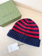 Carica l&#39;immagine nel visualizzatore di Gallery, Gucci Cappellino In Lana Con Dettaglio Ape
