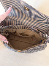 Carica l&#39;immagine nel visualizzatore di Gallery, Fendi Chef Limited Edition FF Traforate Marrone
