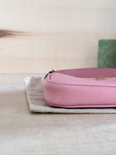 Carica l'immagine nel visualizzatore di Gallery, Gucci Borsa Mini Aphrodite Rosa Cipria
