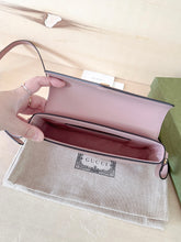 Carica l&#39;immagine nel visualizzatore di Gallery, Gucci Borsa Gilbert GG Jumbo Color Rosa Antico
