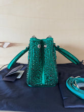 Carica l&#39;immagine nel visualizzatore di Gallery, Prada Mini Galleria Cristalli Verde Smeraldo
