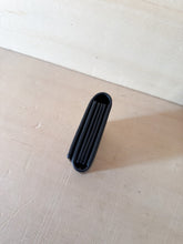 Carica l'immagine nel visualizzatore di Gallery, Balenciaga Portacarte Ville Accordion Nero
