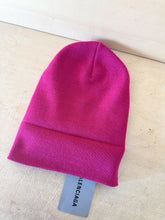 Carica l'immagine nel visualizzatore di Gallery, Balenciaga Cappellino Invernale Logo
