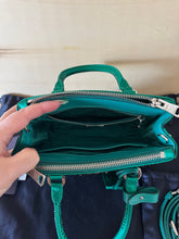 Carica l&#39;immagine nel visualizzatore di Gallery, Prada Mini Galleria Cristalli Verde Smeraldo
