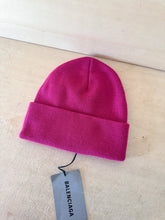 Carica l'immagine nel visualizzatore di Gallery, Balenciaga Cappellino Invernale Logo
