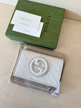 Carica l&#39;immagine nel visualizzatore di Gallery, Gucci Portafoglio Blondie Compact

