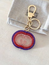 Carica l&#39;immagine nel visualizzatore di Gallery, Gucci Portachiavi Logo GG
