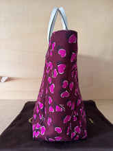 Carica l'immagine nel visualizzatore di Gallery, Gucci Heartbit Tote Bag Limited Edition
