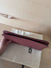 Carica l'immagine nel visualizzatore di Gallery, Fendi Pochette 2Jours Color Terracotta
