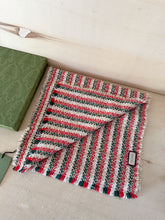 Carica l&#39;immagine nel visualizzatore di Gallery, Gucci Sciarpa Lana Limited Eschatology
