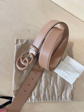 Carica l&#39;immagine nel visualizzatore di Gallery, Gucci Cintura Marmont GG Rosa
