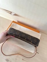 Carica l&#39;immagine nel visualizzatore di Gallery, Louis Vuitton Borsa Pochette Accessoires NM
