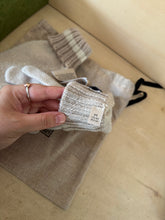 Carica l'immagine nel visualizzatore di Gallery, Gucci Guanti Cashmere Beige
