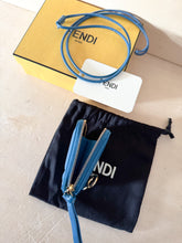 Carica l&#39;immagine nel visualizzatore di Gallery, Fendi Portamonete FF Color Petrolio
