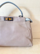 Carica l&#39;immagine nel visualizzatore di Gallery, Fendi Peekaboo Selleria Limited Edition Bicolor Small
