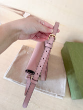 Carica l&#39;immagine nel visualizzatore di Gallery, Gucci Borsa Gilbert GG Jumbo Color Rosa Antico

