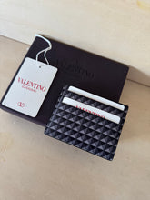 Carica l&#39;immagine nel visualizzatore di Gallery, Valentino Portacarte Mini Stud
