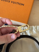 Carica l'immagine nel visualizzatore di Gallery, Louis Vuitton Tracolla Regolabile 16mm
