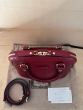 Carica l'immagine nel visualizzatore di Gallery, Gucci Borsa Dome Mini Microguccissima GG Rossa
