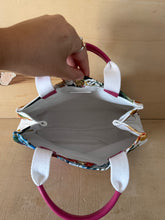 Carica l'immagine nel visualizzatore di Gallery, Dolce &amp; Gabbana Mini Tote Floreale
