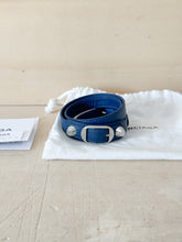 Carica l'immagine nel visualizzatore di Gallery, Balenciaga Bracciale Triplo City

