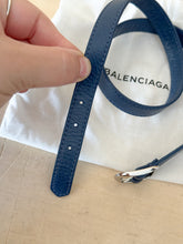 Carica l'immagine nel visualizzatore di Gallery, Balenciaga Bracciale Triplo City
